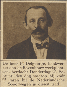 870410 Portret van F. Delgeorge te Utrecht, die 25 jaar in dienst is als bankwerker bij de bovenbouwwerkplaatsen van de ...